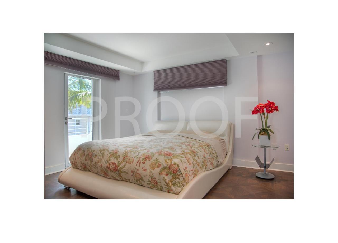 Ocean Five Condo Hotel ไมอามีบีช ภายนอก รูปภาพ